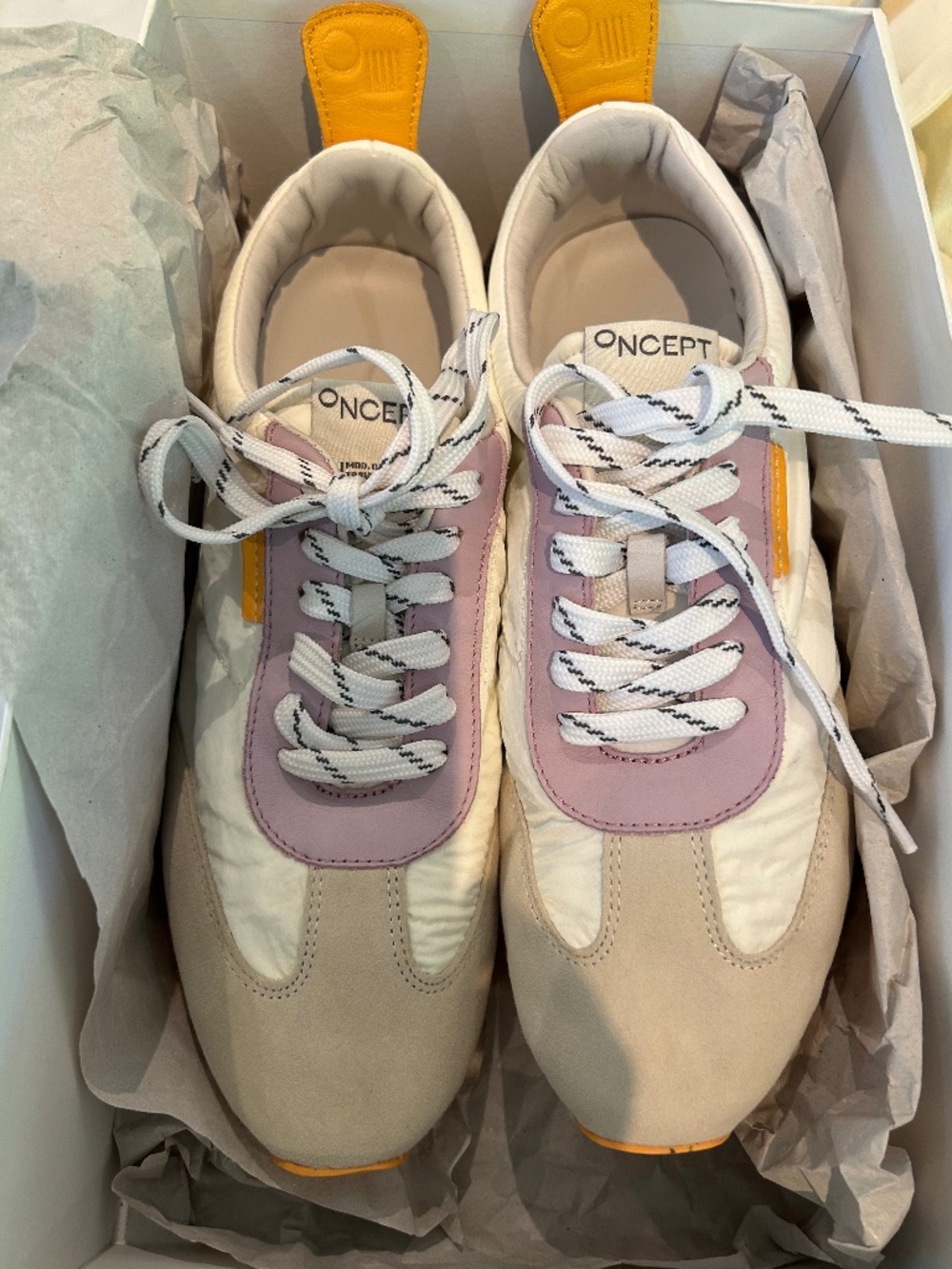 Oncept Tokyo Sneakers Size 7 BN